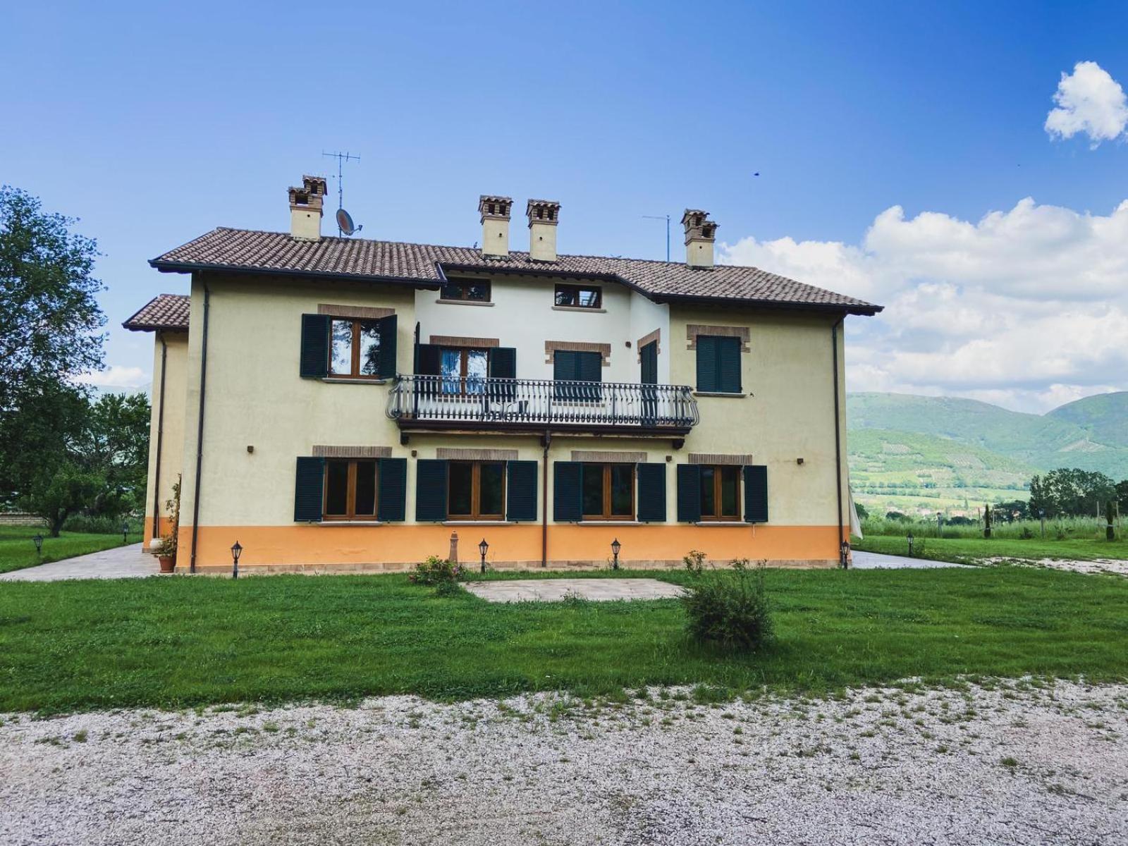 Villa Tadina Gualdo Tadino Dış mekan fotoğraf